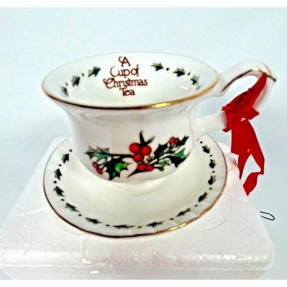 A Cup of Christmas Tea Teacup 1995 Waldman House Ornament Original Box Fine Bone - Picture 11 of 13